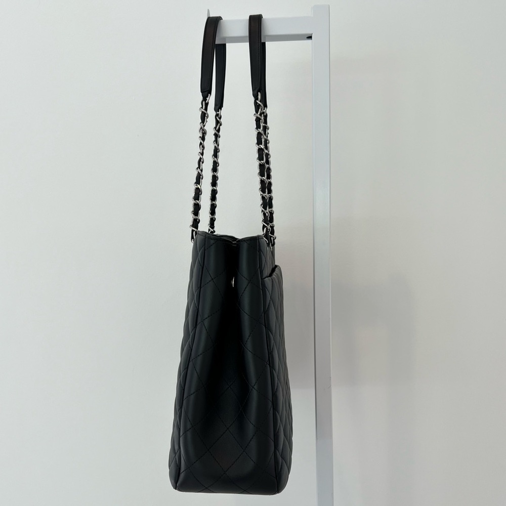 CHANEL BLACK QUILTED LEATHER TIMELESS TOTE NEW! - Picture 14 of 17
